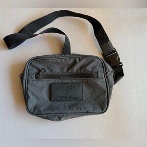 ALOHA Collection Black Keep it Light Hip Pack